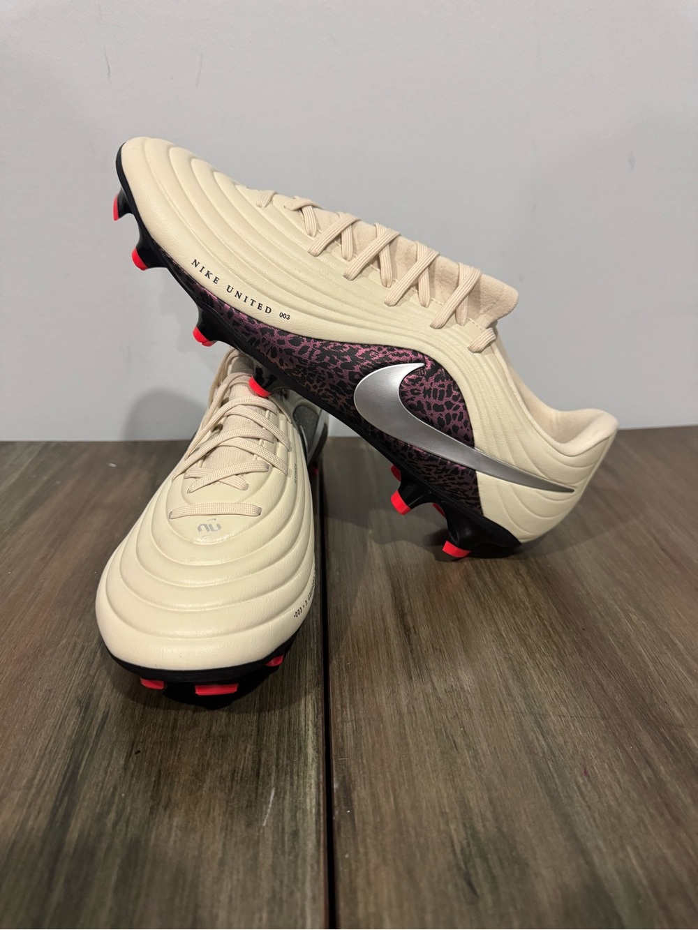 NIKE UNITED TIEMPO MAESTRO ACADEMY FG/MG LOW FOSSIL BURGUNDY SOCCER CLEATS - Picture 6 of 14